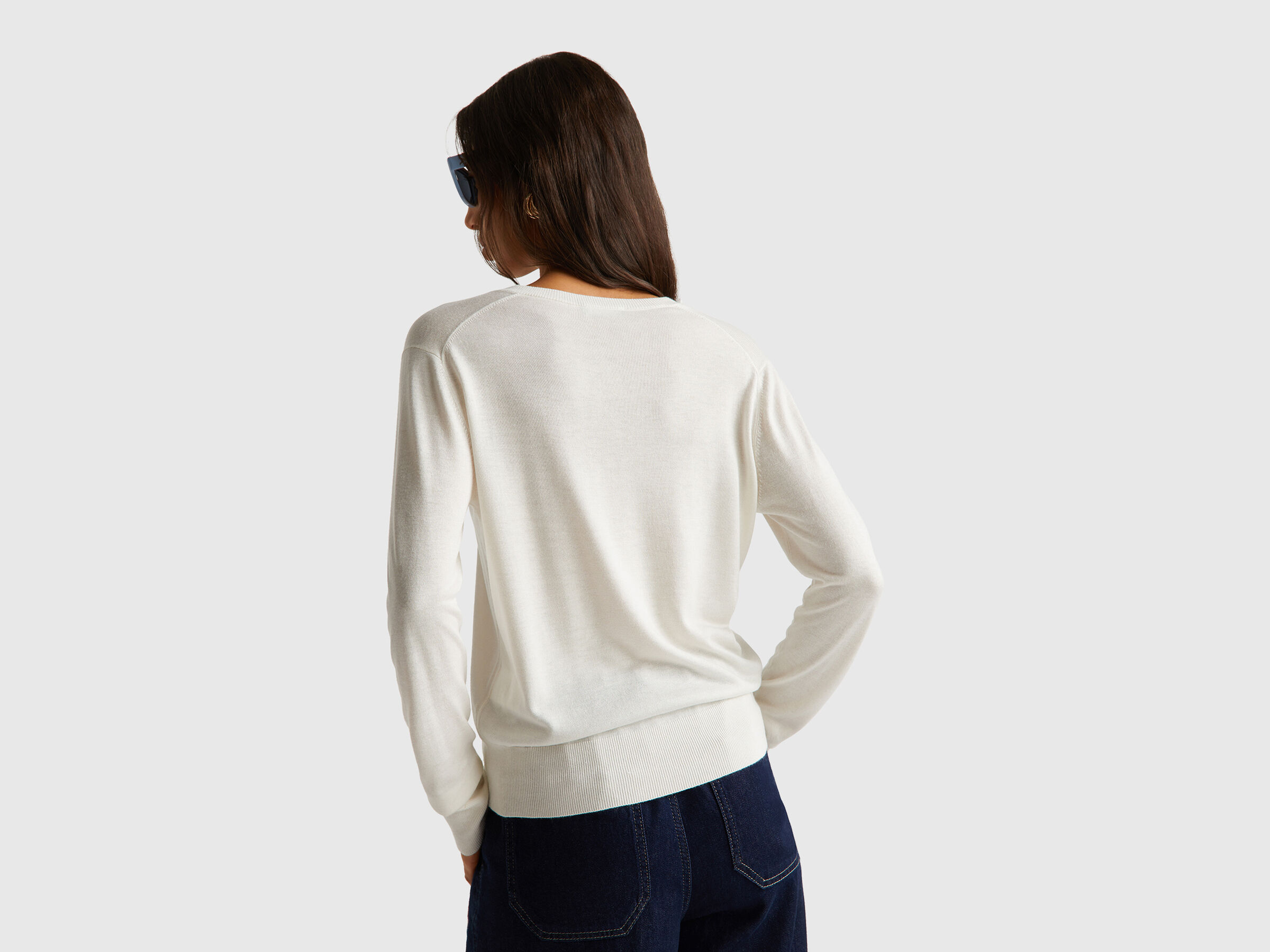 V NECK SWEATER L/S Women image number 2